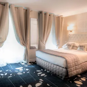 Ile De France Opera Hotel