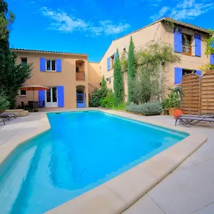 https://hotel-mistral.fr-provencehotel.com