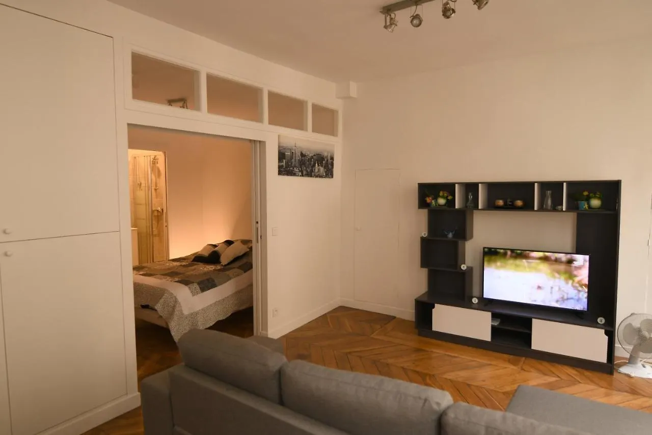 Orleans Aparthotel Paris